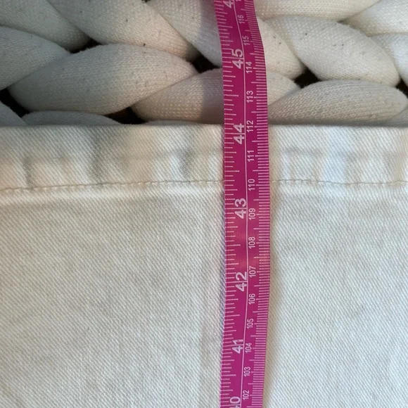 Ann Taylor High Rise patch pocket flare jeans in ivory - Picture 8 of 9